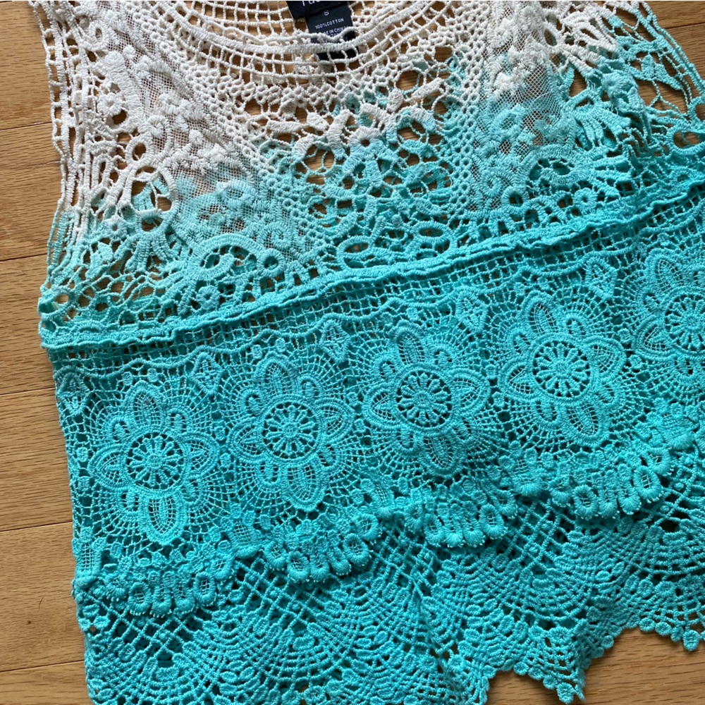 Crochet top - Picture 6 of 6
